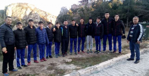 Osmancıklı güreşçiler Türkiye şampiyonasında