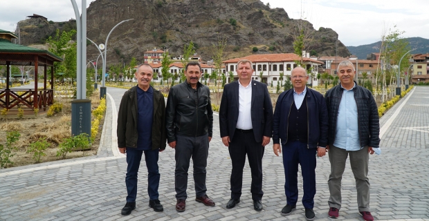 Etimesgut Belediye Başkanı Osmancık'ı gezdi