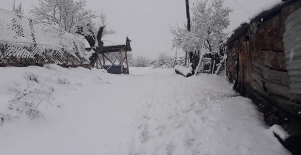 Osmancık'ın köyleri karla kaplandı